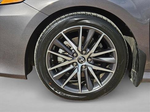 Used 2023 Toyota Camry XLE FWD image 22