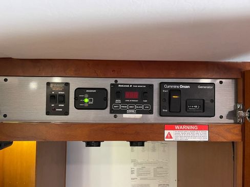 Used 2013 Mercedes-Benz Sprinter 3500 image 29