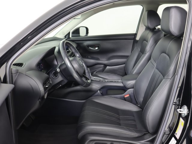Used 2023 Honda HR-V EX-L image 12