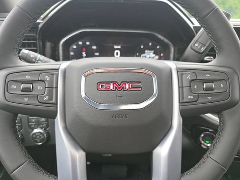 New 2026 GMC Sierra 2500 SLT w/ SLT Premium Package AWD/4WD image 32