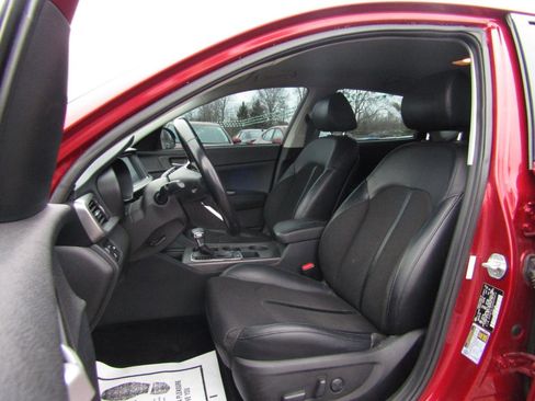 Used 2019 Kia Optima S image 17