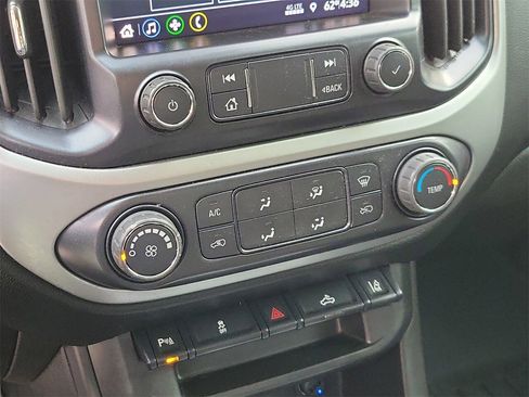 Used 2022 Chevrolet Colorado LT w/ Fleet Safety Package image 22