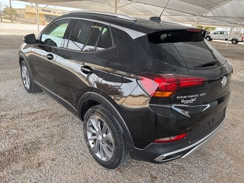 Used 2023 Buick Encore GX Essence w/ Experience Buick Package image 6