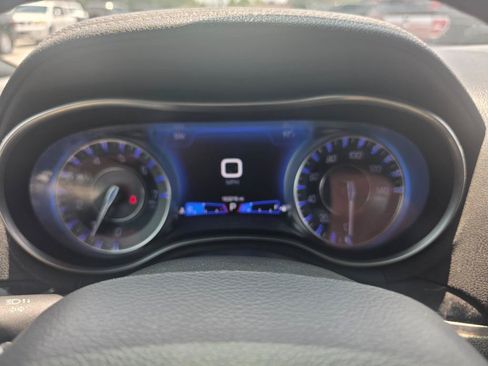 Used 2021 Chrysler 300 S RWD image 14