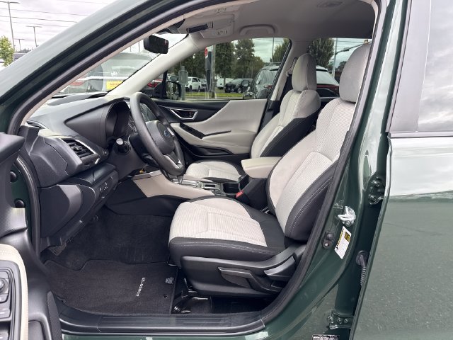 Used 2023 Subaru Forester AWD/4WD image 14