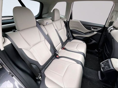 Used 2023 Subaru Forester Limited image 19