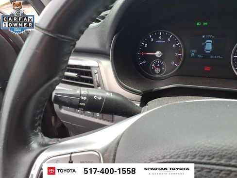 Used 2022 Kia Telluride LX FWD image 19