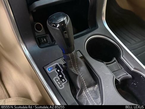 Used 2016 Toyota Camry LE image 22