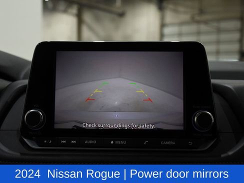 Used 2024 Nissan Rogue SV image 18