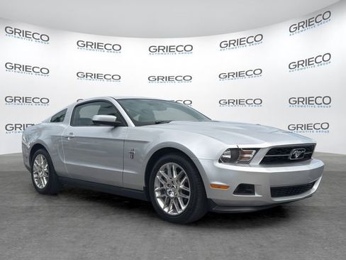 Used 2012 Ford Mustang Premium RWD image 1