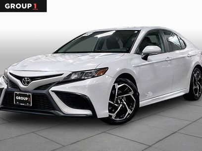 Used 2022 Toyota Camry SE w/ Cold Weather Package