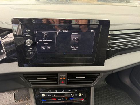 Used 2025 Volkswagen Jetta S FWD image 17