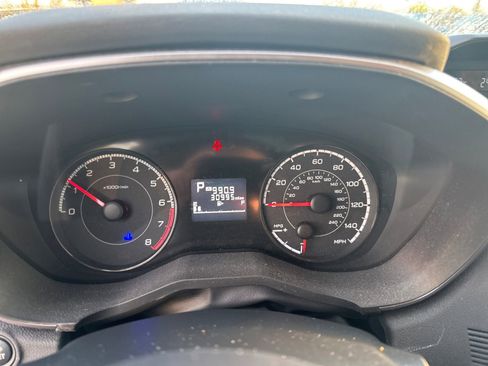 Used 2018 Subaru Crosstrek 2.0i Premium image 17