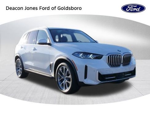 Used 2024 BMW X5 xDrive40i image 9