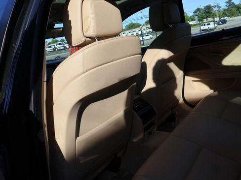 Used 2011 BMW 535i xDrive 535i xDrive Sedan 4D image 39