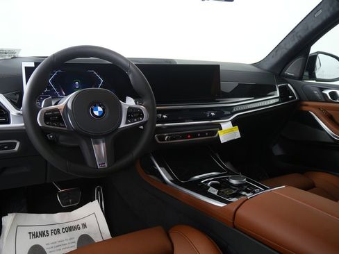 New 2026 BMW X7 xDrive40i w/ M Sport Package AWD/4WD image 20