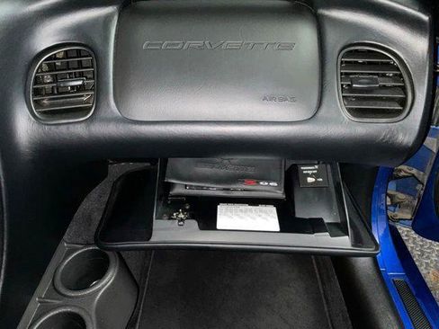 Used 2002 Chevrolet Corvette Z06 w/ Memory Pkg RWD image 24