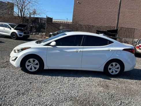 Used 2016 Hyundai Elantra SE image 6