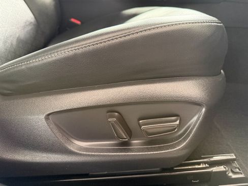 Used 2019 Toyota Camry XSE FWD image 27