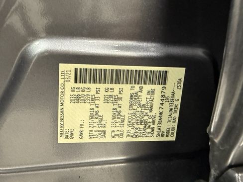 Used 2021 Nissan Rogue SV w/ Premium Package FWD image 27