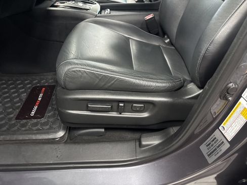 Used 2021 Honda Pilot Touring image 32