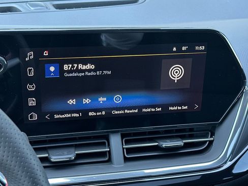 New 2026 Chevrolet Trax RS w/ Sunroof Package image 18