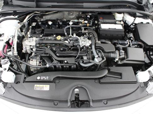 Certified 2025 Toyota Corolla LE FWD image 34