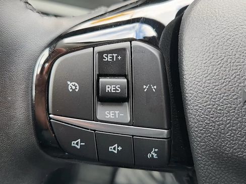 Used 2023 Ford Escape Active image 12