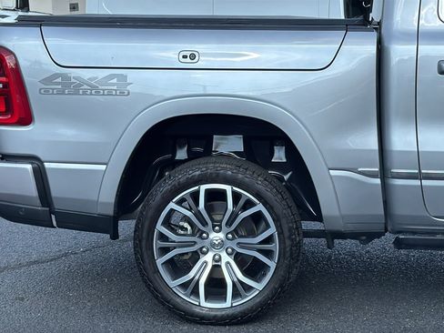 Certified 2025 RAM 1500 Tungsten w/ Off Road Group AWD/4WD image 6