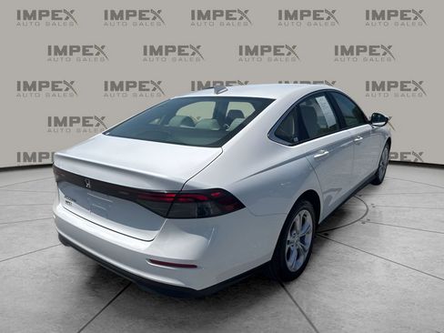 Used 2025 Honda Accord LX image 5