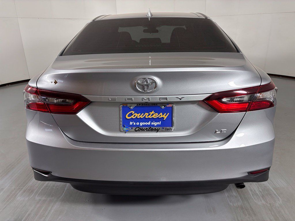 Used 2024 Toyota Camry LE FWD image 7