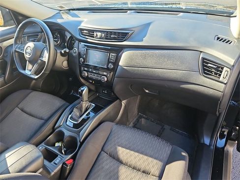 Used 2019 Nissan Rogue SV image 27