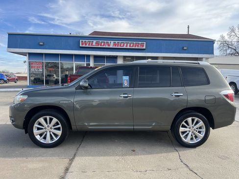 Used 2010 Toyota Highlander Limited image 12