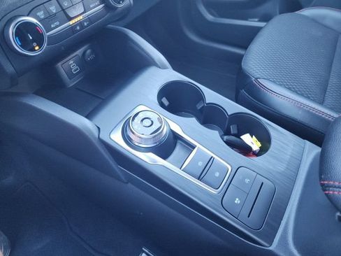 Used 2025 Ford Escape ST-Line AWD/4WD image 38