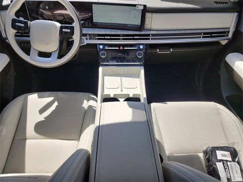 New 2025 Hyundai Santa Fe Calligraphy image 11