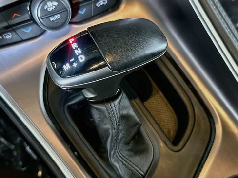 Used 2021 Dodge Challenger R/T Scat Pack RWD image 31