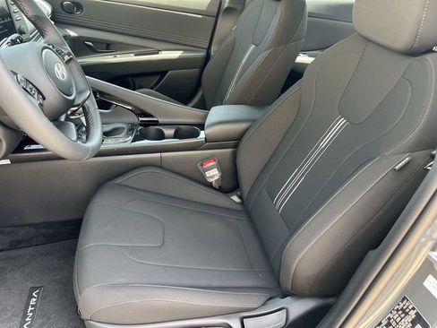 New 2026 Hyundai Elantra SEL Sport Premium FWD image 25