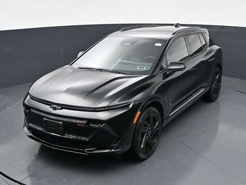 Used 2024 Chevrolet Equinox EV RS FWD image 29