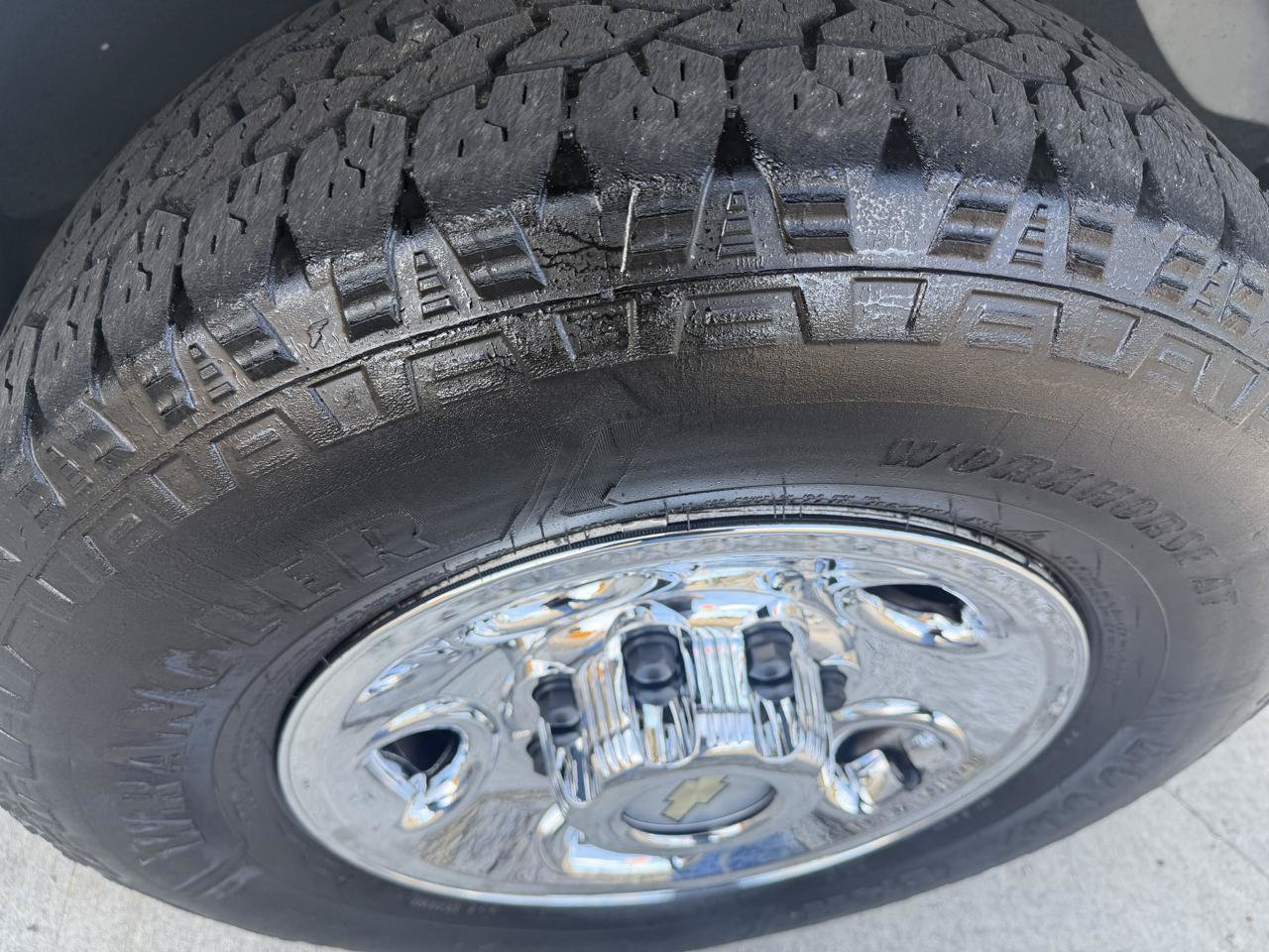 Used 2011 Chevrolet Express 2500 RWD image 12
