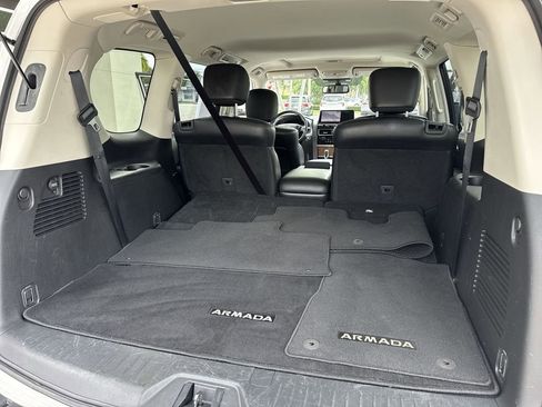 Used 2024 Nissan Armada SL w/ Captain's Chairs Package AWD/4WD image 58