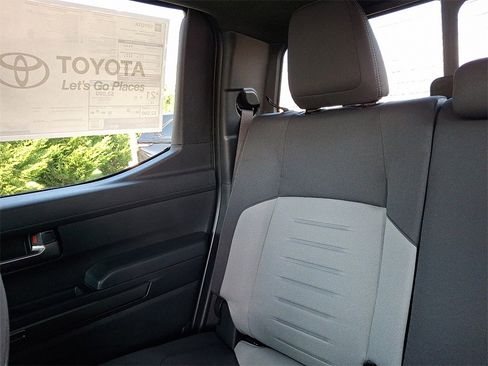 New 2025 Toyota Tacoma TRD Off-Road image 12