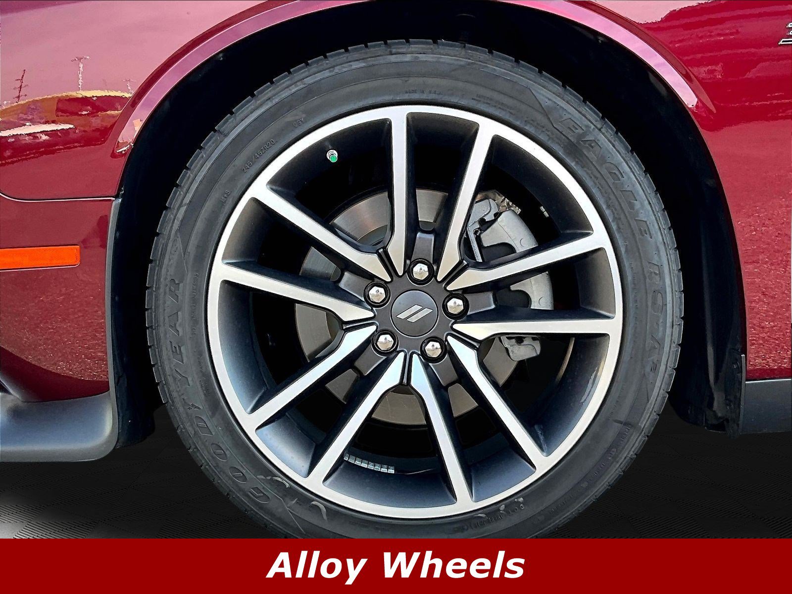 Used 2023 Dodge Challenger R/T RWD image 31