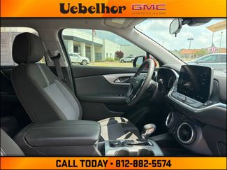 Used 2023 Chevrolet Blazer LT FWD video 2