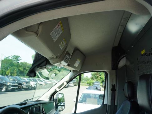 Used 2022 Ford Transit 350 Medium Roof RWD image 17