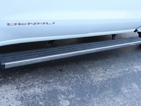 Used 2026 GMC Sierra 1500 Denali w/ Denali Reserve Package image 9