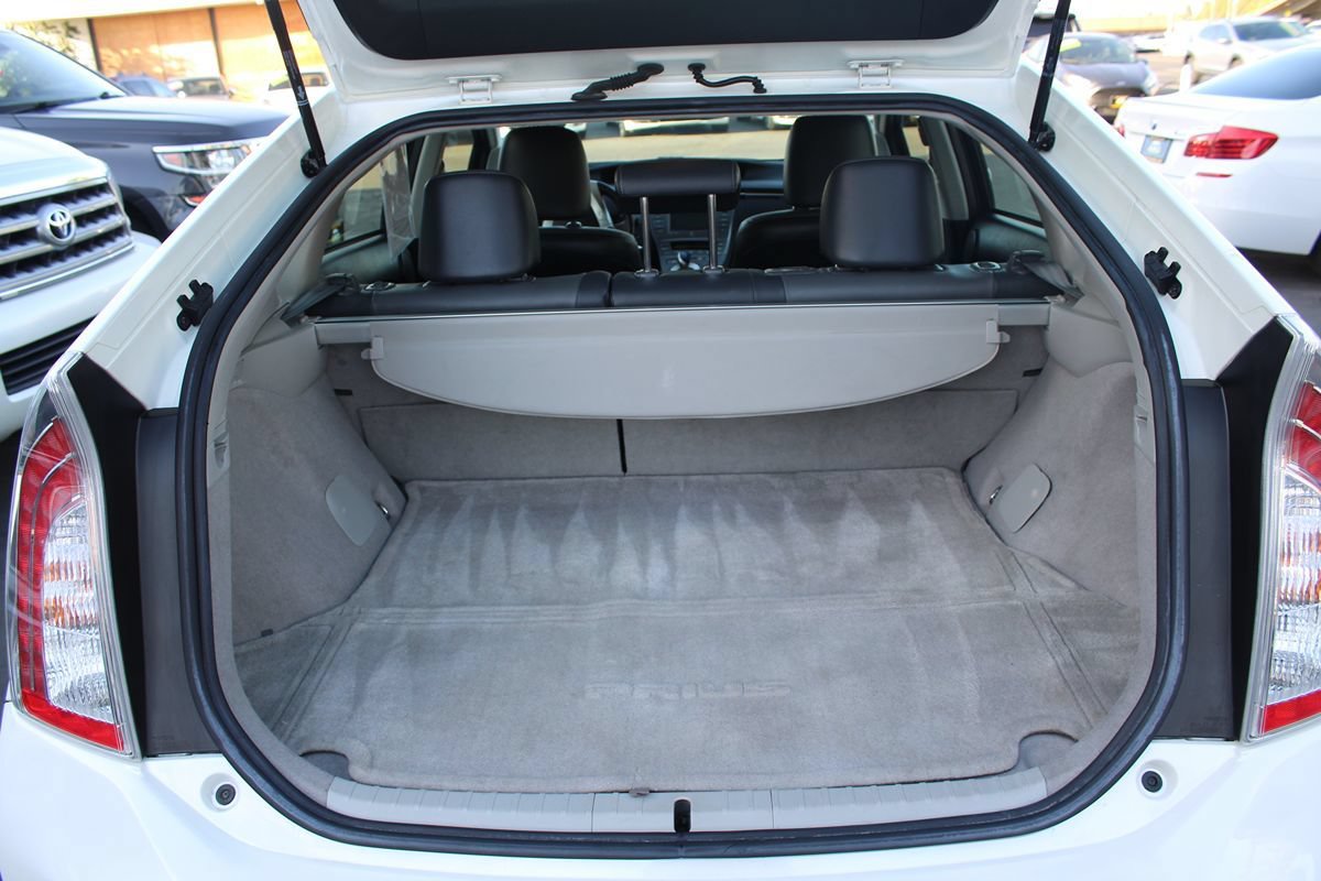 Used 2014 Toyota Prius Four FWD image 29