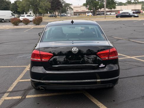 Used 2015 Volkswagen Passat 1.8T SE FWD image 6