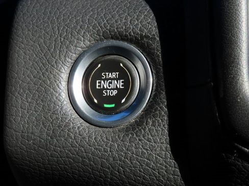 Used 2021 GMC Yukon XL Denali image 33