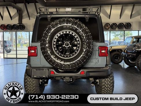 Used 2024 Jeep Wrangler Unlimited Rubicon 4xe w/ Capability Package AWD/4WD image 11