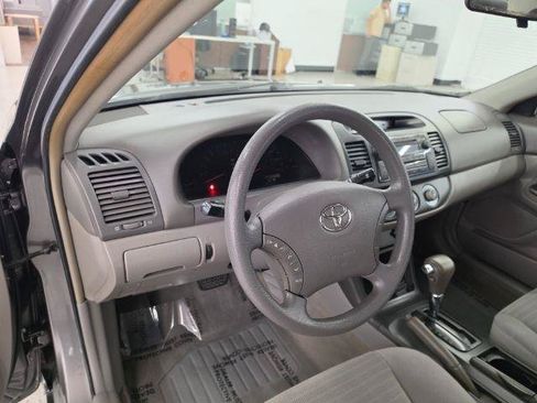 Used 2005 Toyota Camry FWD image 7